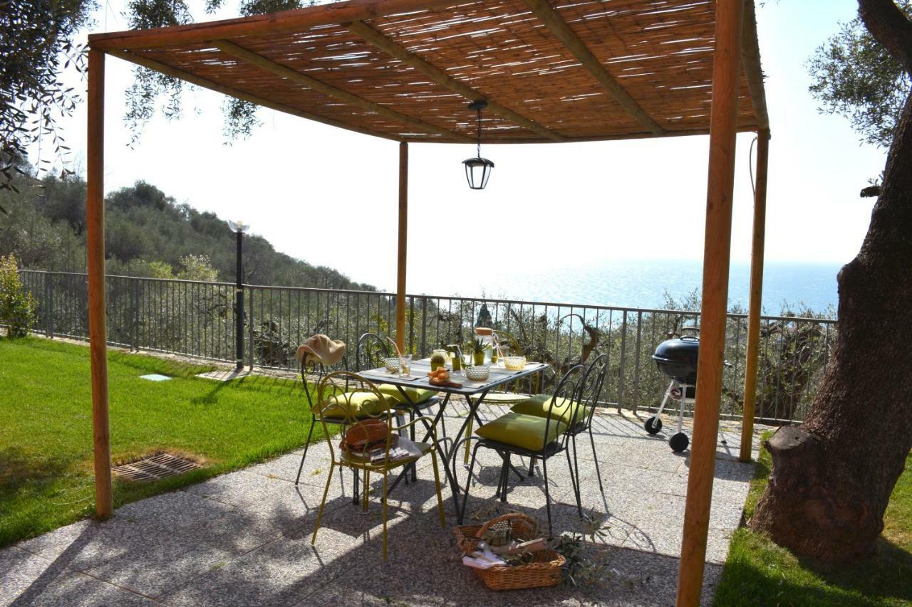 La Torretta Villa Империа Екстериор снимка