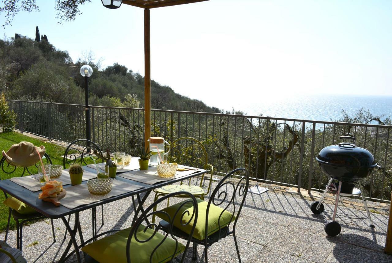 La Torretta Villa Империа Екстериор снимка