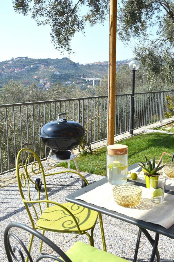 La Torretta Villa Империа Екстериор снимка