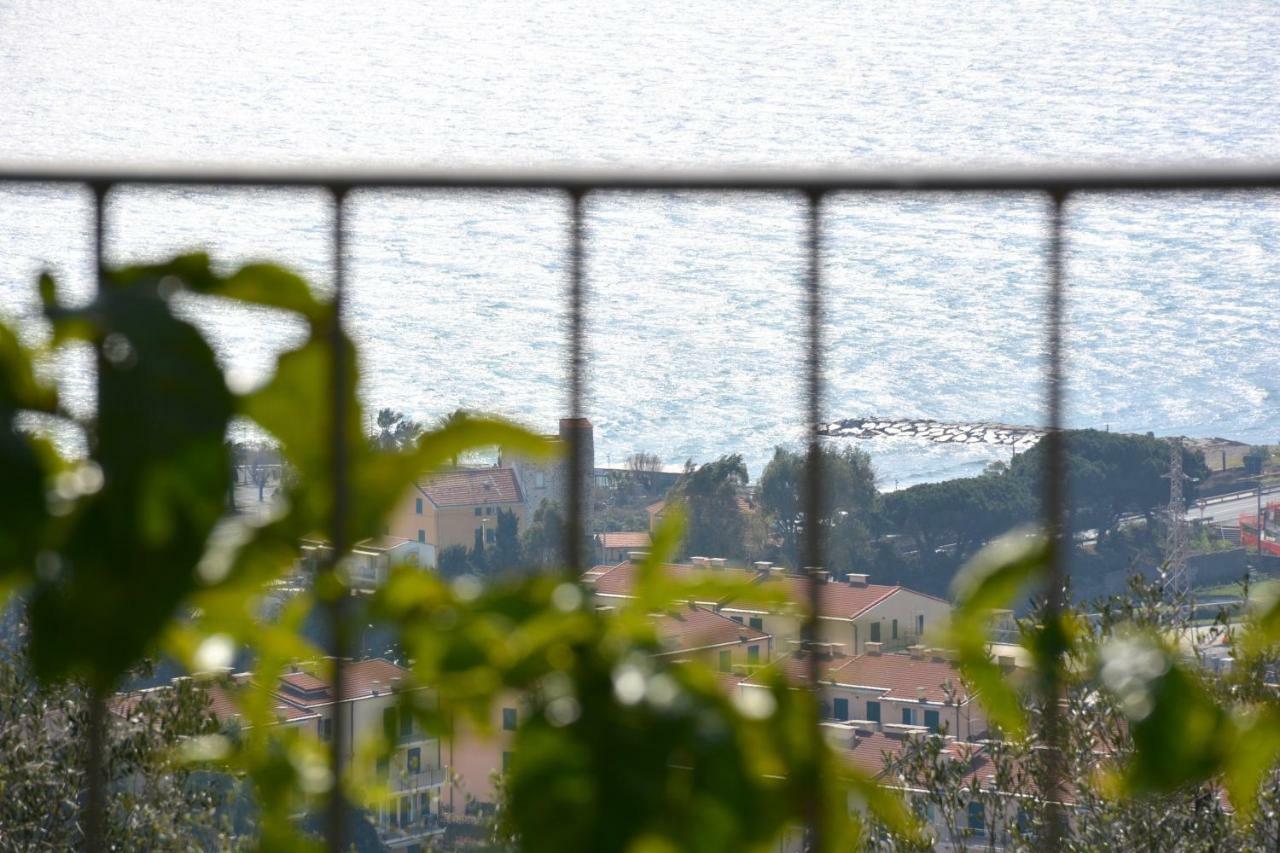 La Torretta Villa Империа Екстериор снимка