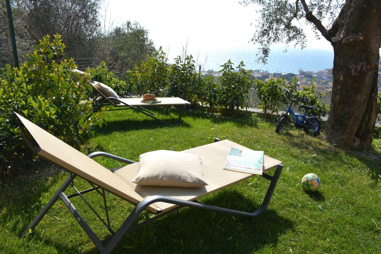 La Torretta Villa Империа Екстериор снимка