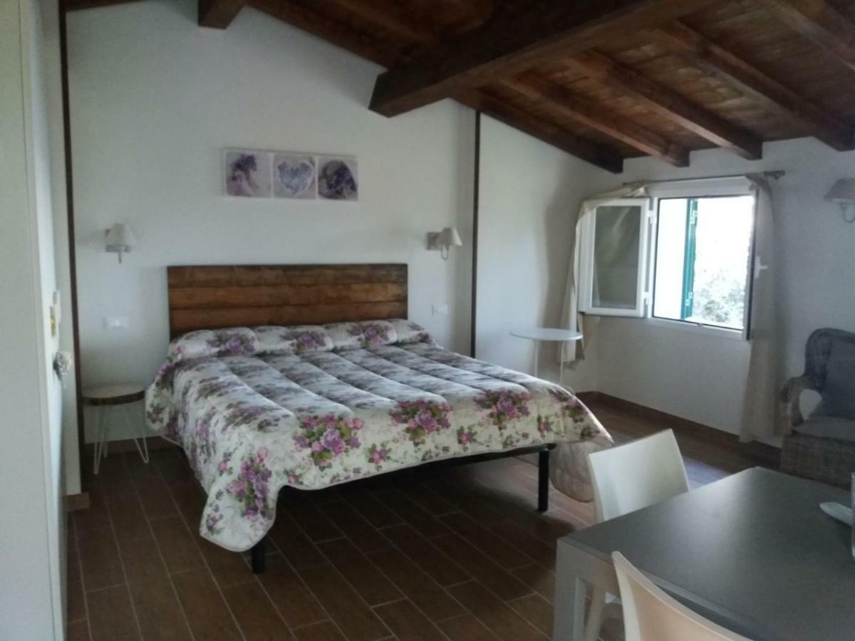 La Torretta Villa Империа Екстериор снимка